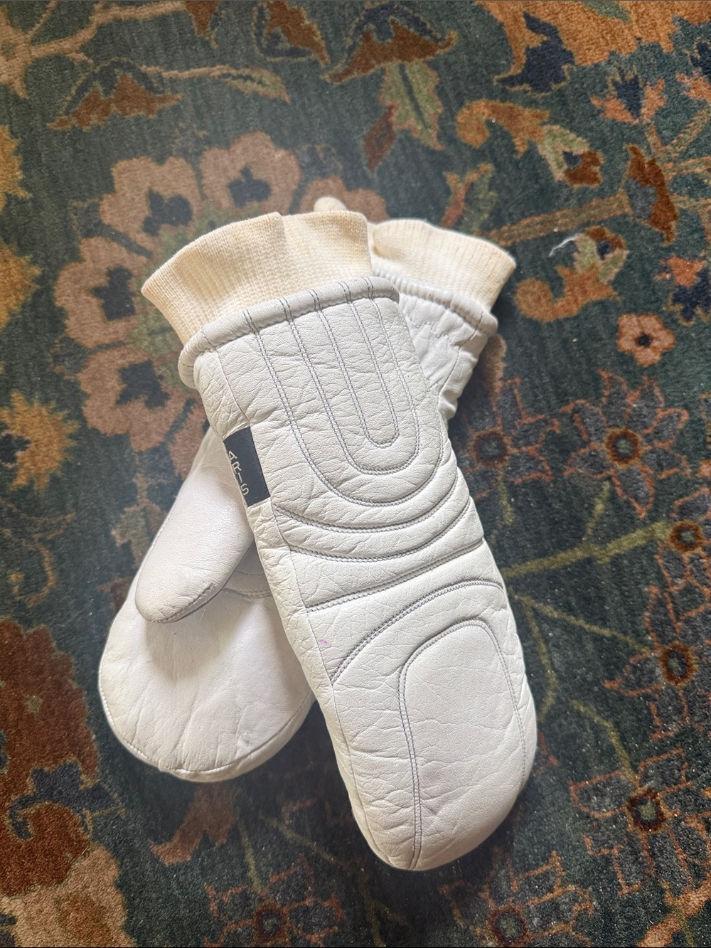 Aris White Leather Down Quilted Mittens